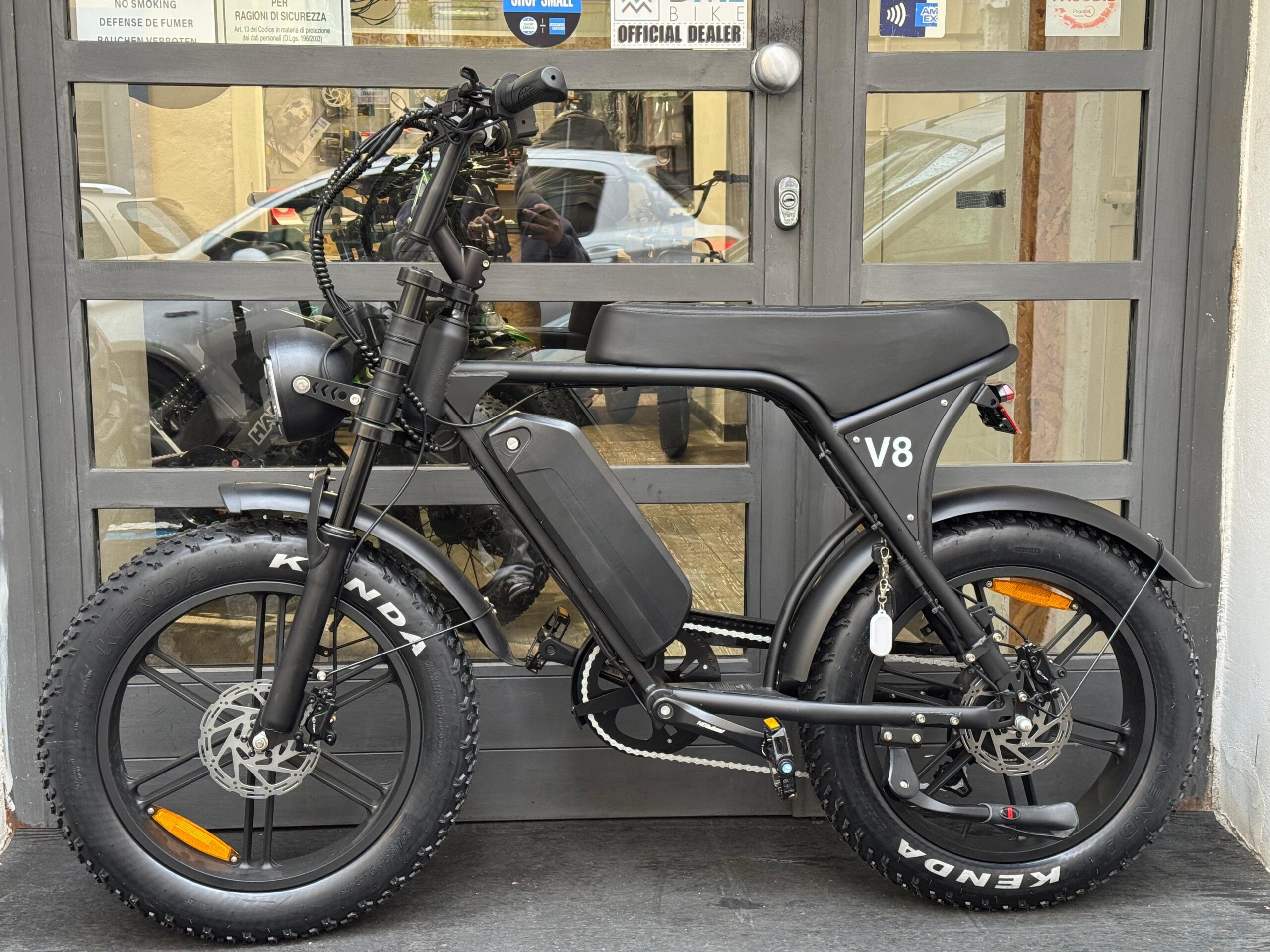 V8 Fat Bike